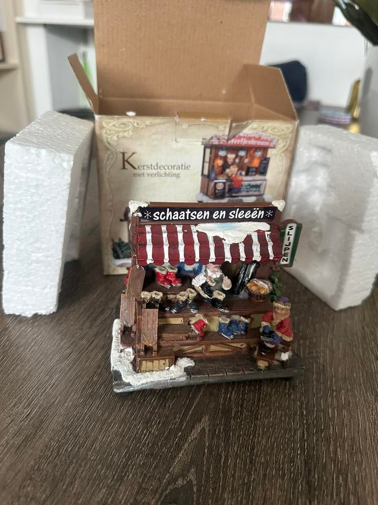 Nieuw kerstdecoratie schaatsen en sleeen, Ophalen of Verzenden, Nieuw