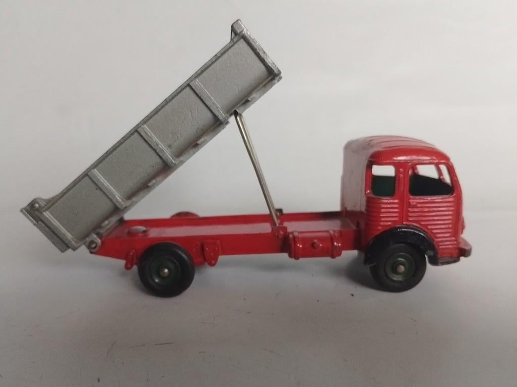 Simca Cargo Dinky Toys France, Hobby en Vrije tijd, Modelauto's | 1:43, Ophalen of Verzenden, Zo goed als nieuw, Auto, Dinky Toys