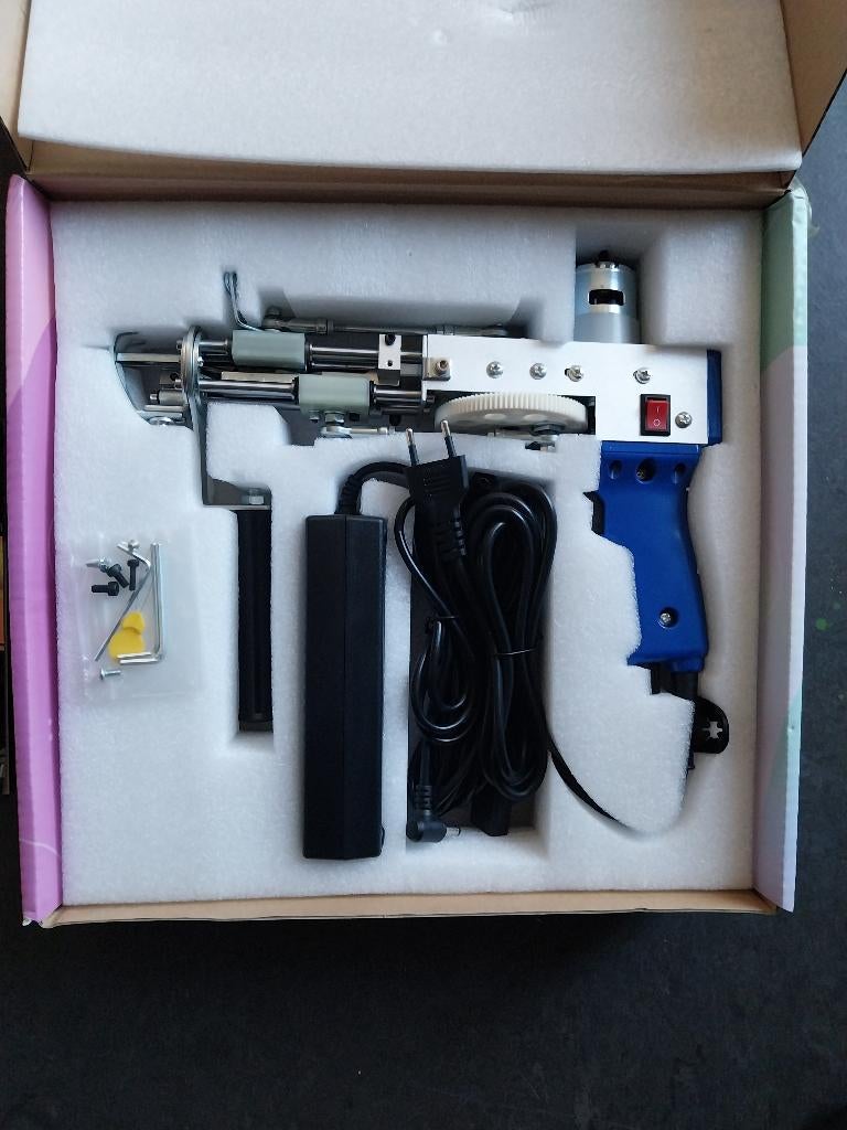 NIEUW: Tufting gun (cut pile) – complete set, Hobby en Vrije tijd, Ophalen, Nieuw, Gereedschap of Toebehoren