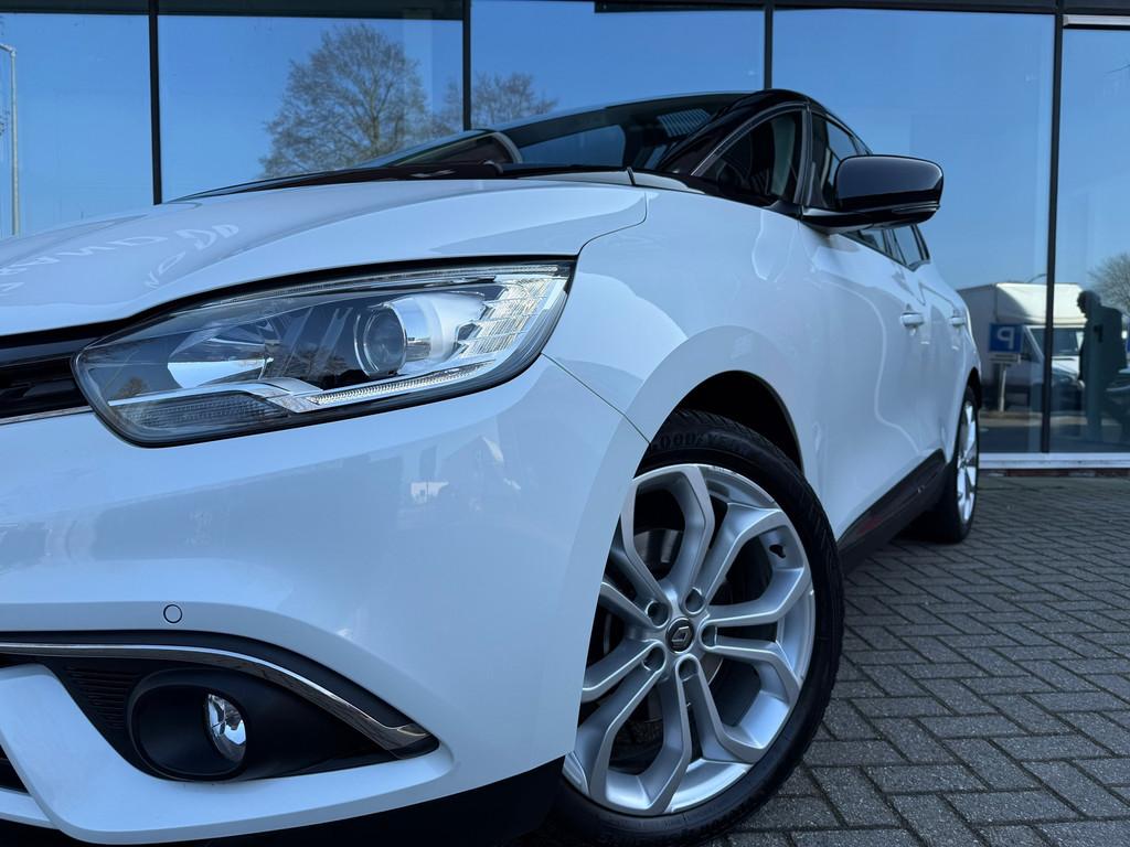 Renault Scénic 1.3 TCe Bose - Automaat - Navi - Climate - T, 4 cilinders, Parkeersensor, Leder en Stof, Wit
