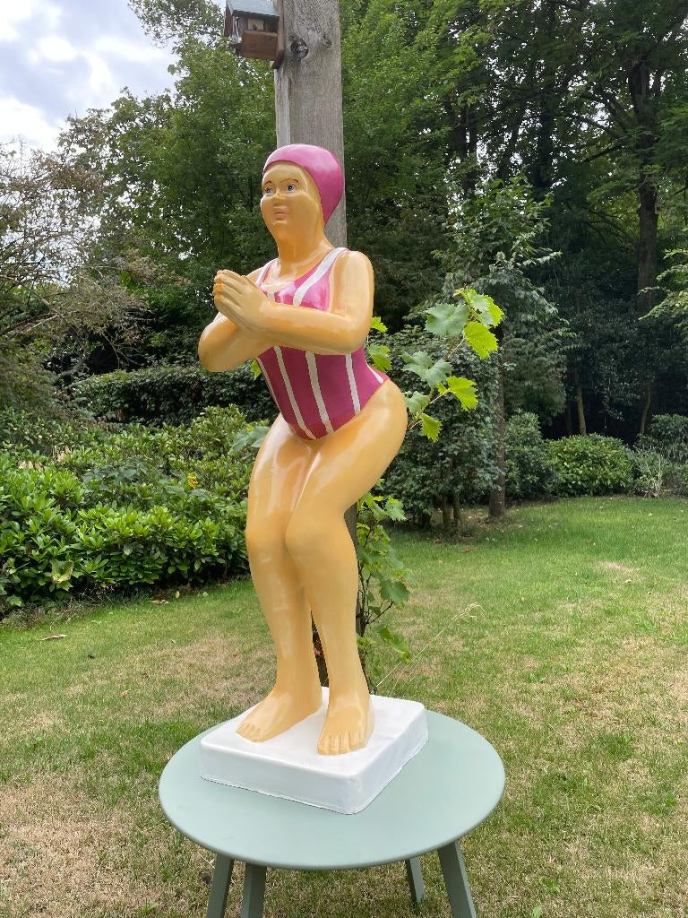 Duikende dame jacuzzi tuin, zwembad, vijver 115cm, Tuin en Terras, Tuinbeelden, Ophalen, Nieuw, Kunststof, Dierenbeeld