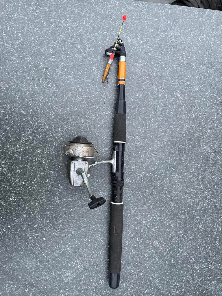 Hengel met molen en dobber, Ophalen, Gebruikt, Complete hengel