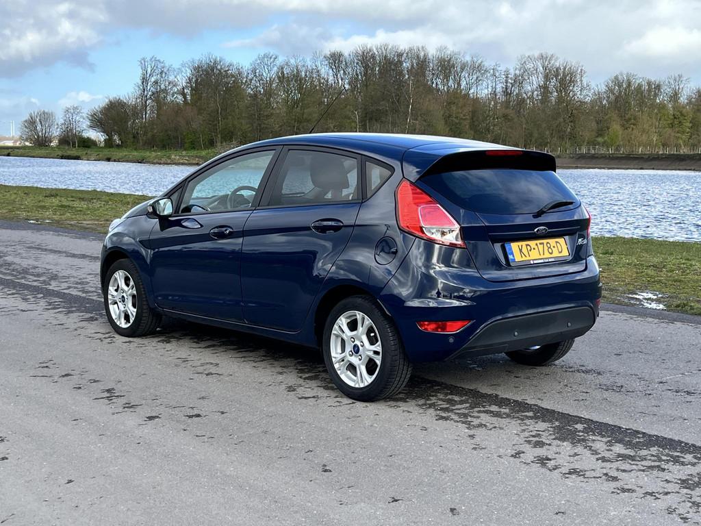 Ford Fiesta 1.0 Style Ultimate Airco, cruise, pdc, Voorwielaandrijving, Stof, Euro 6, 525 kg