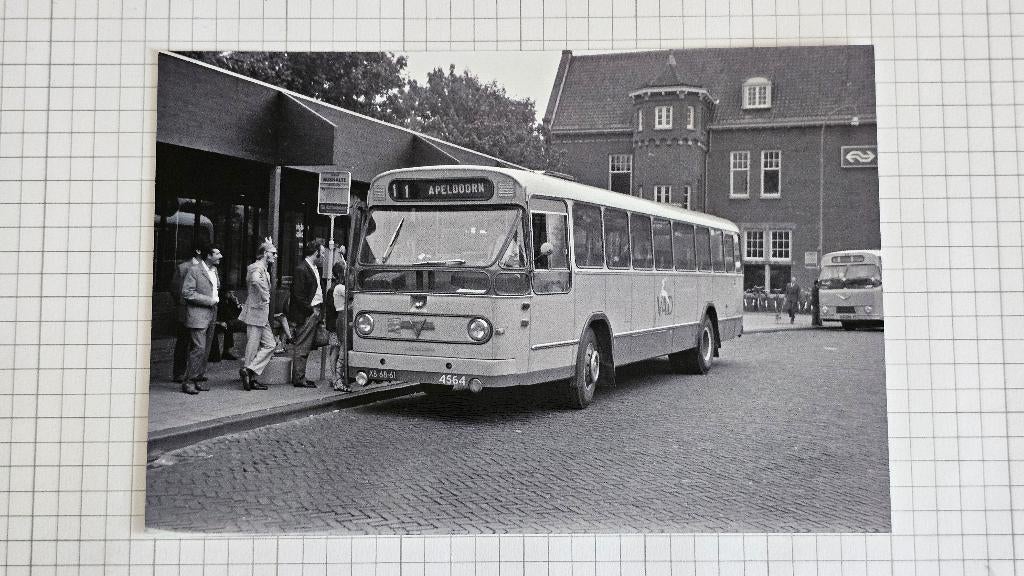 Foto BUS VAD Apeldoorn 4564, Verzamelen, Verzenden, Gebruikt, Bus of Metro, Overige typen