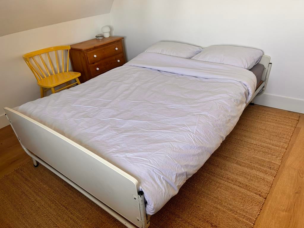 Leuk vintage bed met matras, Ophalen, Overige materialen, Gebruikt, Wit