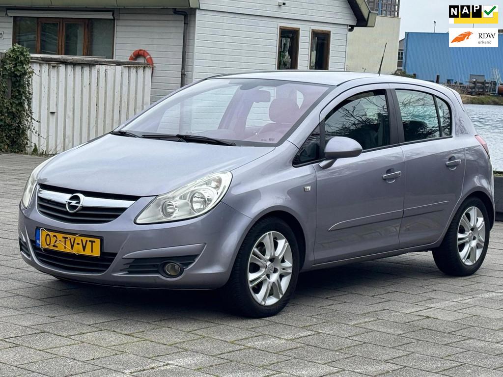 Opel Corsa 1.4-16V Cosmo,airco, parkeersensoren, km nap,alum, Voorwielaandrijving, 1063 kg, Gebruikt, 49 €/maand