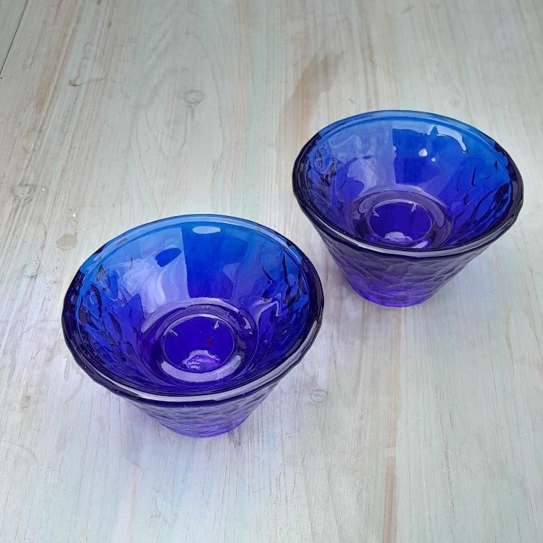 2 blauwe glazen kandelaars, Overige materialen, Ophalen of Verzenden, Zo goed als nieuw, Kandelaar