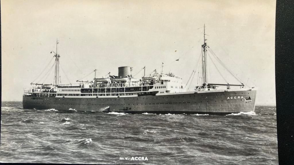 ACCRA    1947  pass.  Elder Dempster Liverpool, Ophalen of Verzenden, Zo goed als nieuw