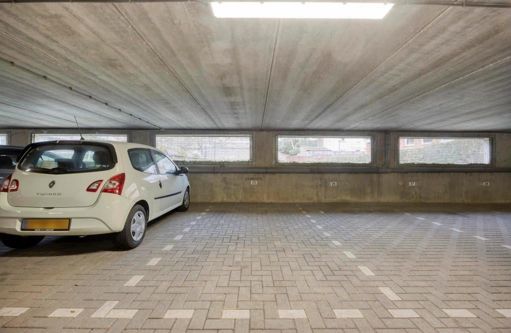 Parkeerplaats in garage Wyck/Ceramique Maastricht, Ophalen, Nieuw
