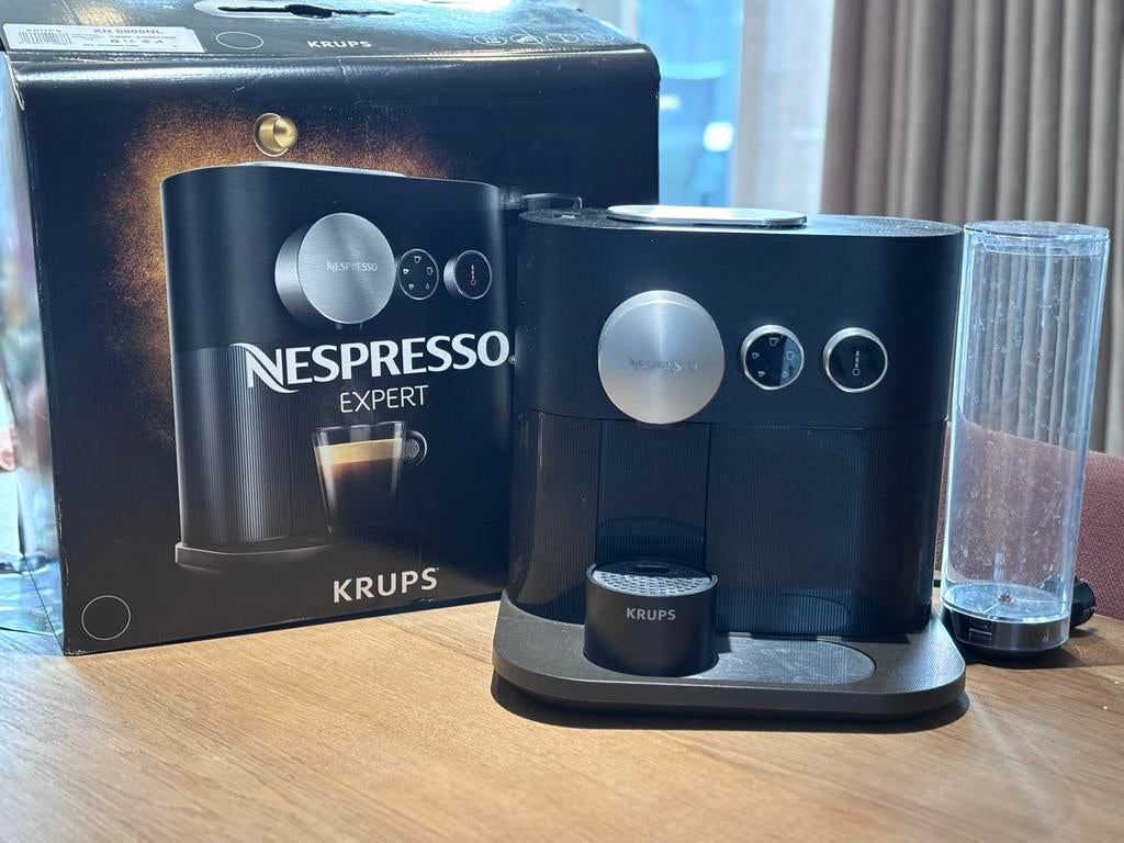 Nespresso Expert Krups Koffiemachine, Witgoed en Apparatuur, Koffiezetapparaten, Zo goed als nieuw, Koffiepads en cups, Koffiemachine