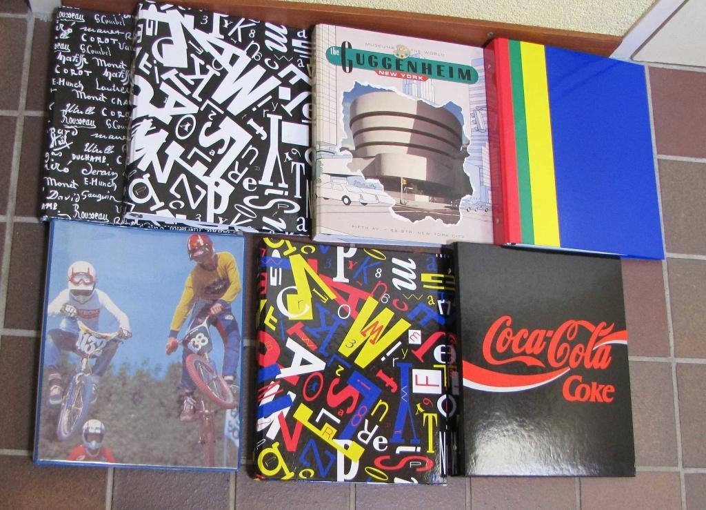 23 rings mappen, effen en met afbeeldingen of patronen, Diversen, Schoolbenodigdheden, Ophalen of Verzenden, Zo goed als nieuw