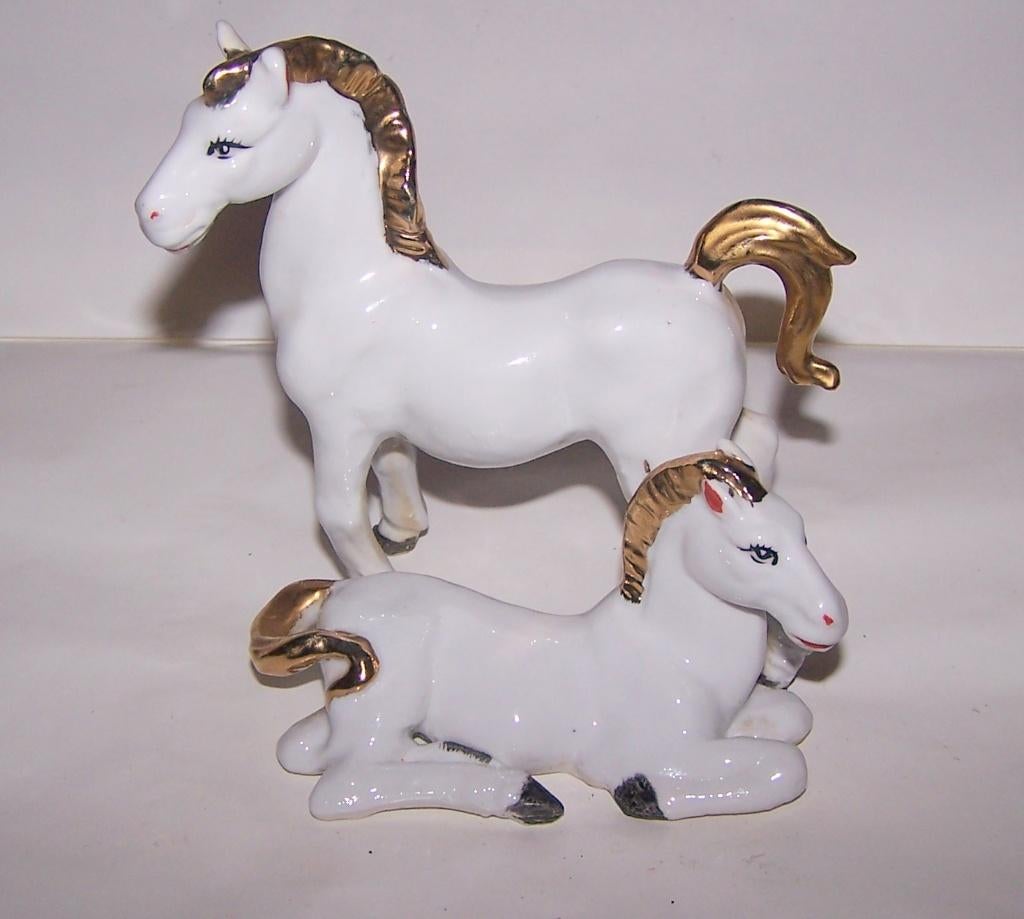 Prachtig porseleinen sculptuur 2 schimmels. Gouden accenten., Ophalen of Verzenden