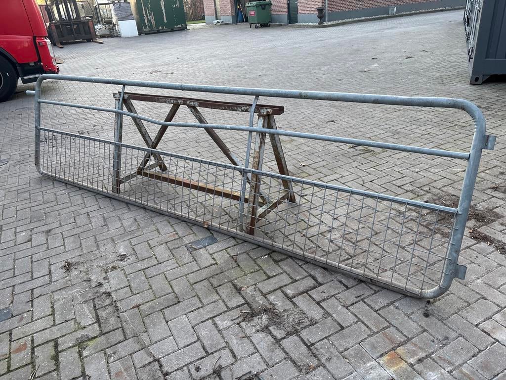 Gegalvaniseerd landhek 440cm 115cm hoog en 400 bij 100cm, Ophalen, Gebruikt, IJzer, Overige typen