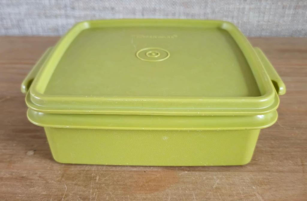 Tupperware To go bakje met deksel 15x15x6cm Groen, Ophalen of Verzenden, Zo goed als nieuw, Groen, Bak of Kom