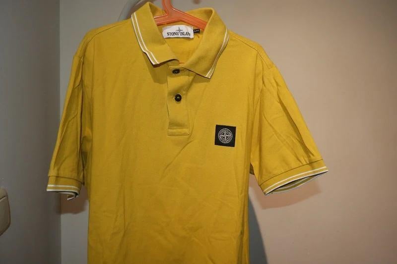 Stone Island knal gele polo embleem op de borst M, Geel, Stone Island, Gedragen, Verzenden