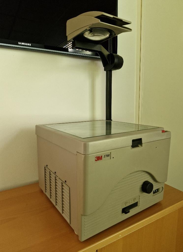 overheadprojector 3M 1708, Audio, Tv en Foto, Beamers, Zo goed als nieuw, Overige technologieën, Overige resoluties, Ophalen