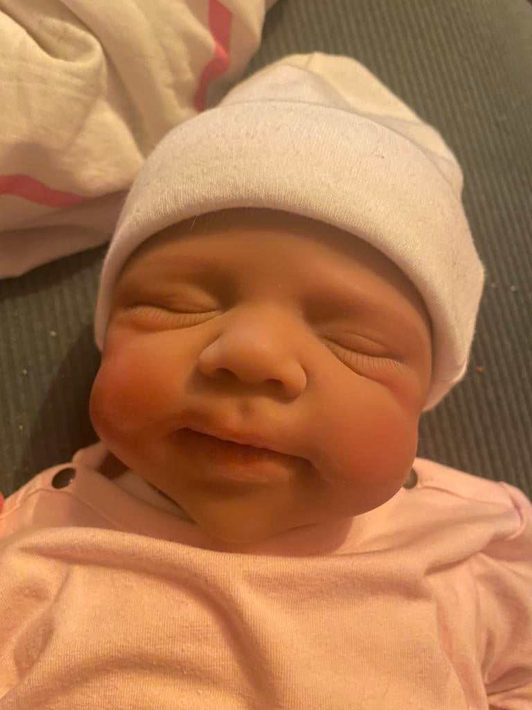 Siliconen baby, Ophalen of Verzenden, Zo goed als nieuw, Pop, Levensecht of Reborn