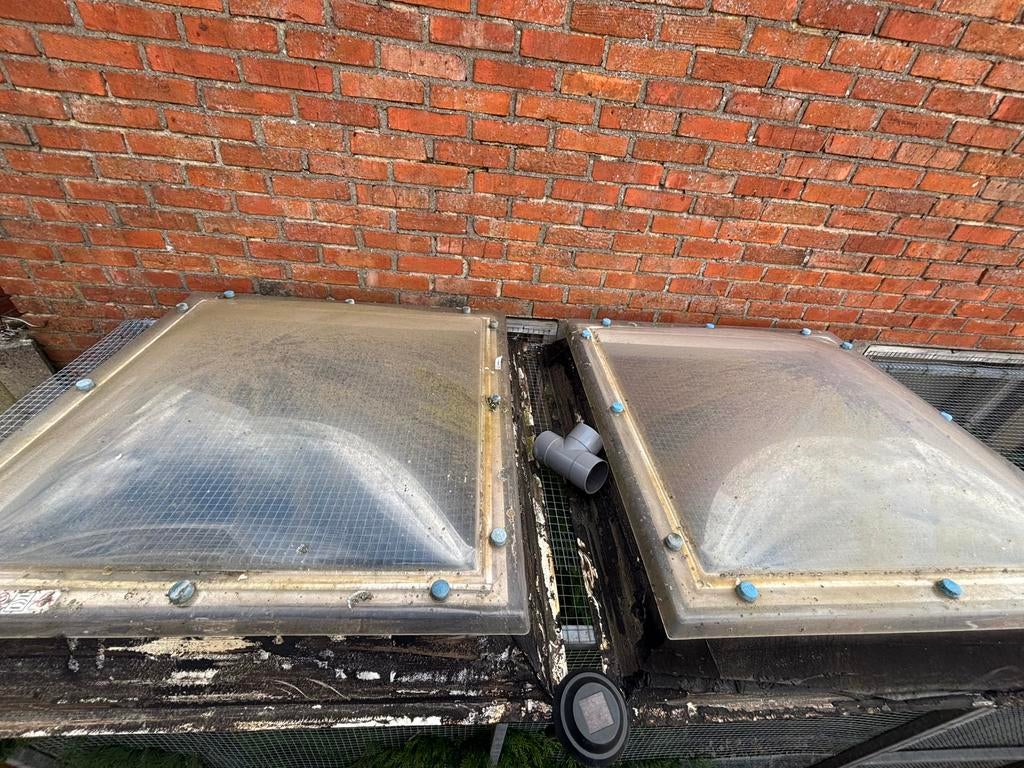 2 lichtkoepels, Doe-het-zelf en Verbouw, Glas en Ramen, Ophalen, Zo goed als nieuw, Minder dan 80 cm, Glasplaat