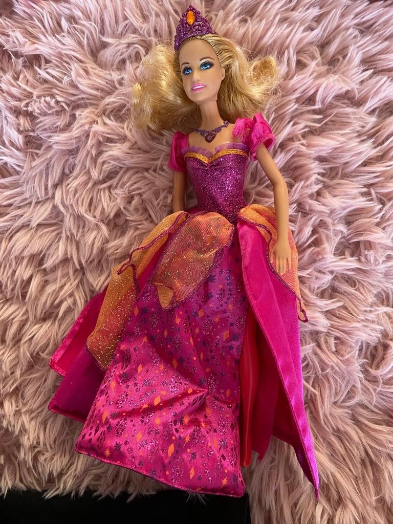 Barbie pop met roze jurk en kroon, Ophalen of Verzenden, Gebruikt, Barbie