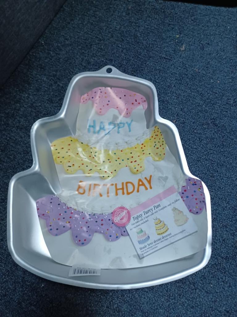 Wilton Topsy Turvy Bakvorm - Unieke Taartvorm, Ophalen of Verzenden, Zo goed als nieuw