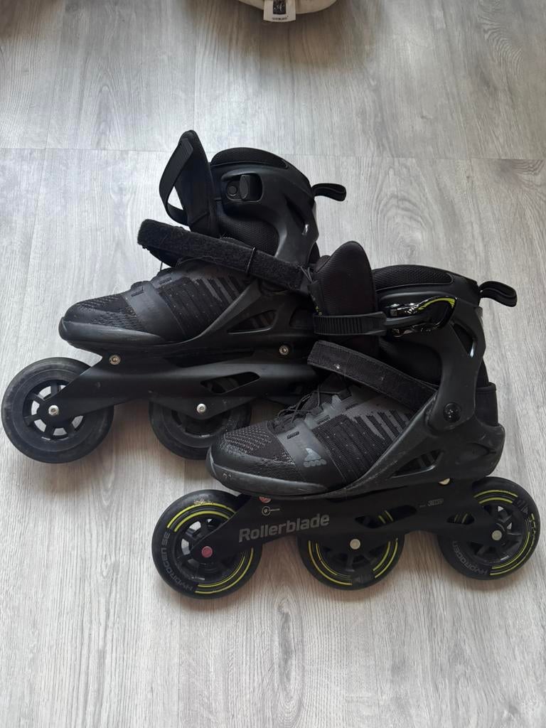 Rollerblade macroblade 110  3WD Inline Skates – Maat 42.5, Ophalen of Verzenden, Zo goed als nieuw