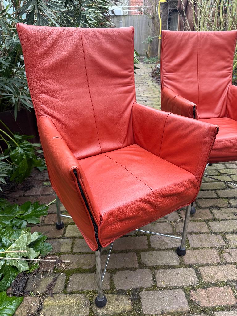 2x Montis Chaplin eetkamerstoelen steenrood, Ophalen, Overige kleuren, Zo goed als nieuw, Leer