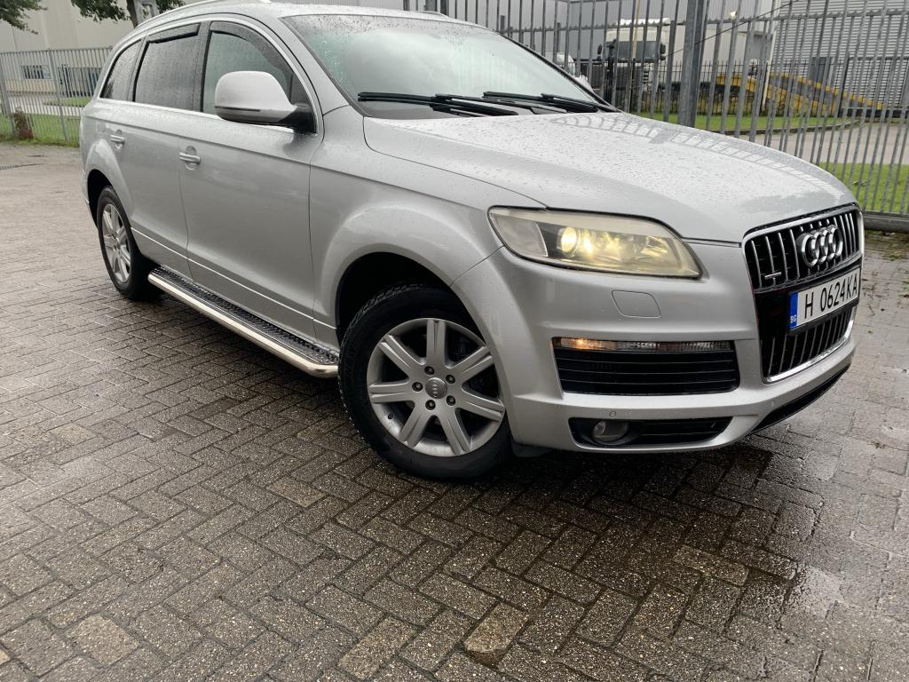 Audi Q7 Sidebars met rvs platen, Auto diversen, Tuning en Styling, Ophalen, Niet ingevuld, Niet ingevuld, Niet ingevuld