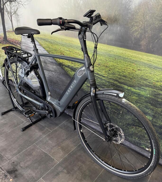 NIEUW Gazelle Grenoble C5 Smart | AANBIEDING | €3999 → €3199, Koninklijke Gazelle N.V., Wilhelminaweg 8 6951 BP Dieren Nederland
