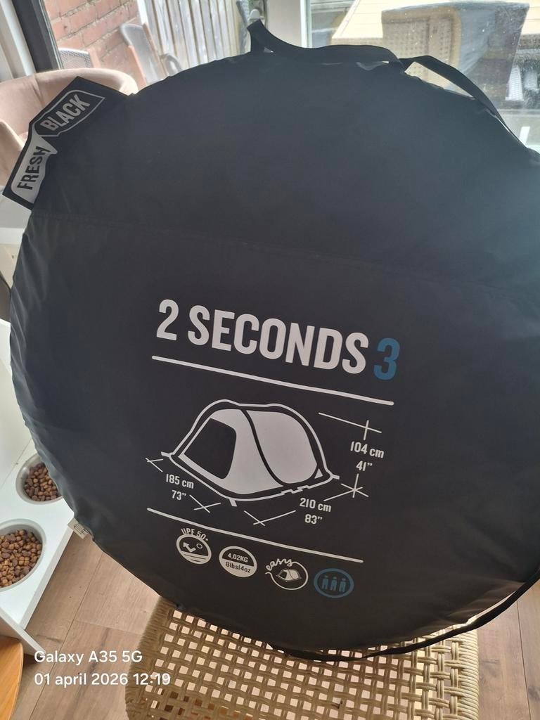 Quechua Fresh/Black pop-up tent 3 personen, Ophalen of Verzenden, Zo goed als nieuw, Tot en met 2