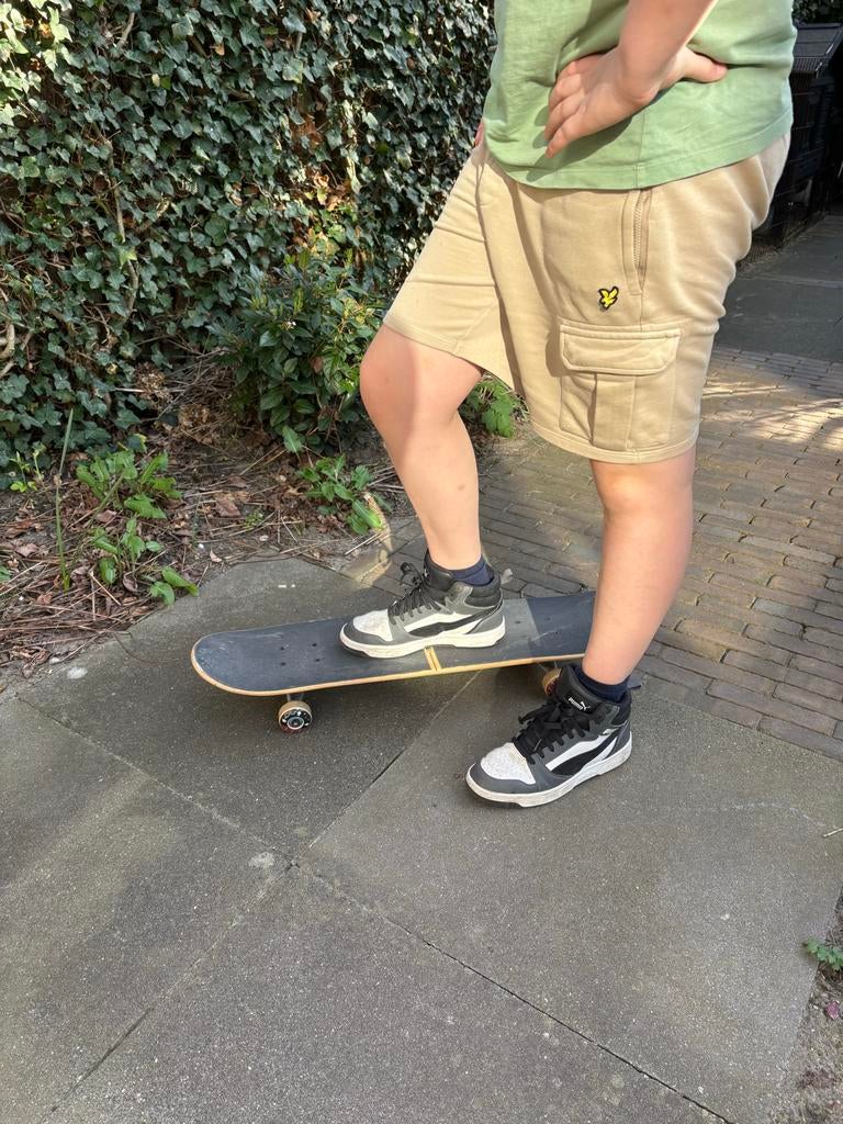 Gebruikt NKX Skateboard met camouflage print, Sport en Fitness, Skateboarden, Ophalen, Gebruikt, Skateboard