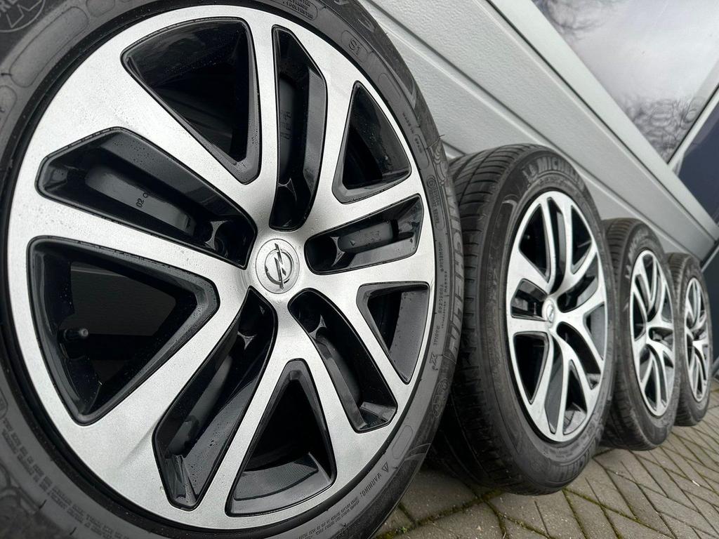 17" Opel Vivaro Renault Trafic Fiat Talento Primaster velgen, Auto-onderdelen, Banden en Velgen, -, -, Banden en Velgen, 17 inch