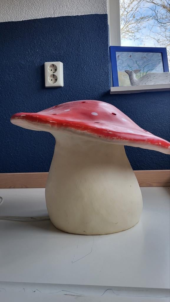 Paddestoel lamp, Ophalen