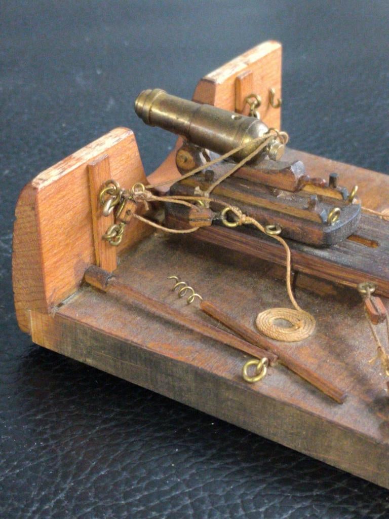 Gedetailleerd Model Carronade - Scheepskanon, Ophalen of Verzenden, Gebruikt, 1:32 tot 1:50, Overige merken