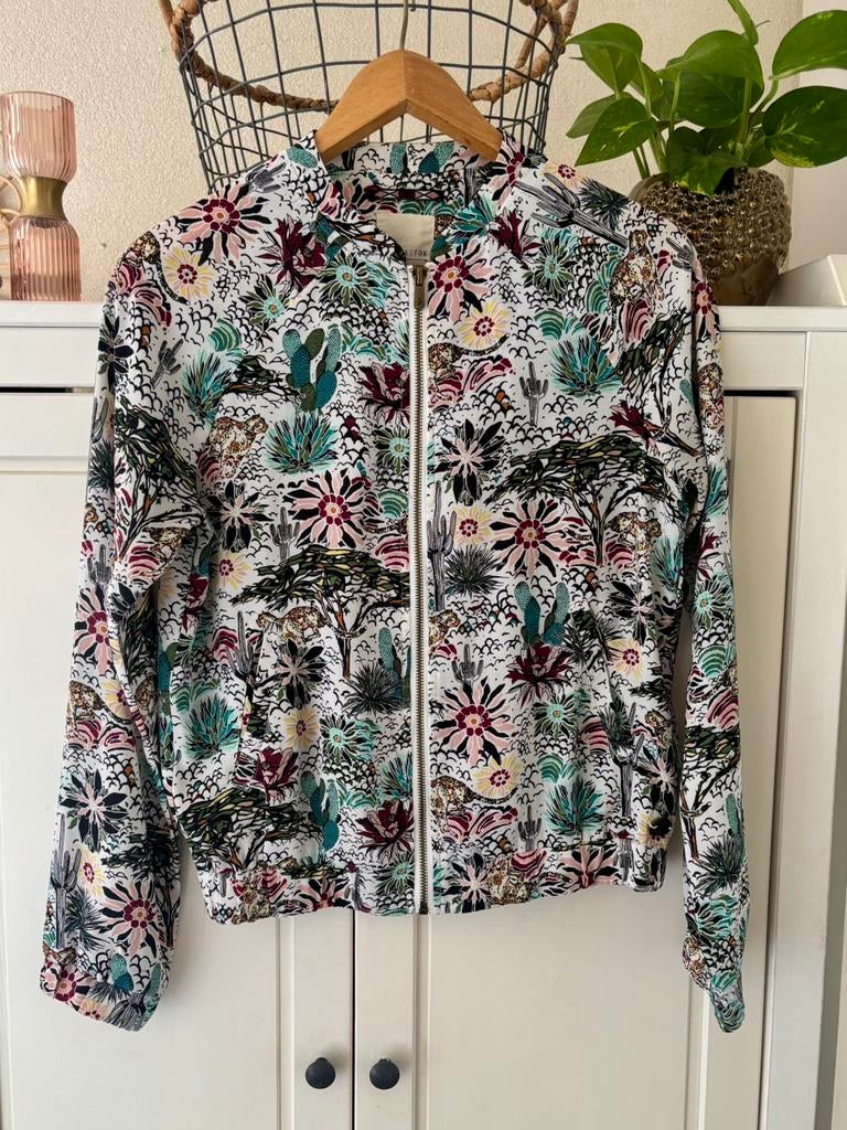 Revelation bomberjack maat S, Kleding | Dames, Ophalen of Verzenden, Zo goed als nieuw, Jasje, Maat 36 (S)