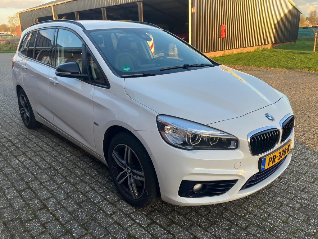 ***BMW 2-Serie Gran Tourer 218i High Executive 7p.***, Auto's, BMW, 136 pk, Zwart, 2-Serie Gran Tourer, 7 stoelen