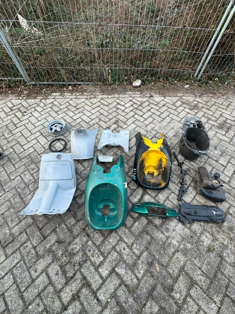 Piaggio Skipper kappen& onderdelen, Ophalen of Verzenden, Zo goed als nieuw