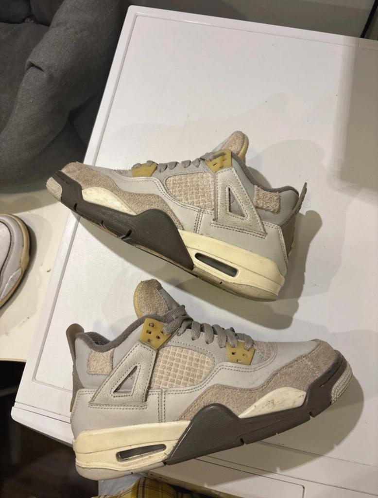 Nike jordan 4, Ophalen of Verzenden, Zo goed als nieuw