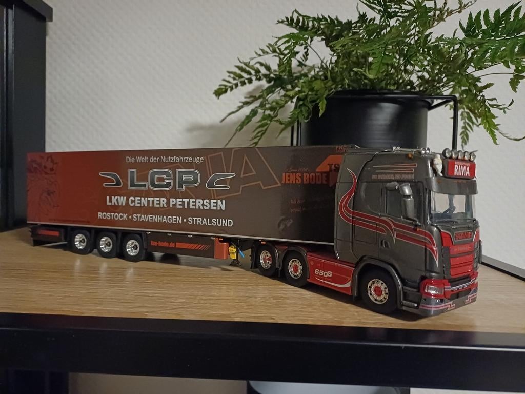 Tekno model. Scania rima met oplegger, Hobby en Vrije tijd, Modelauto's | 1:50, Ophalen of Verzenden, Zo goed als nieuw, Bus of Vrachtwagen