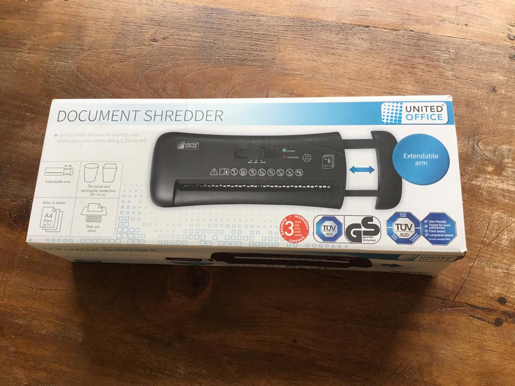 Shredder voor huishoudelijk gebruik, Ophalen of Verzenden, Zo goed als nieuw