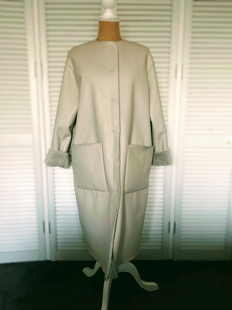 Mooie reversible tussenjas Vanilia maat 40, Ophalen of Verzenden, Zo goed als nieuw, Maat 38/40 (M), Beige