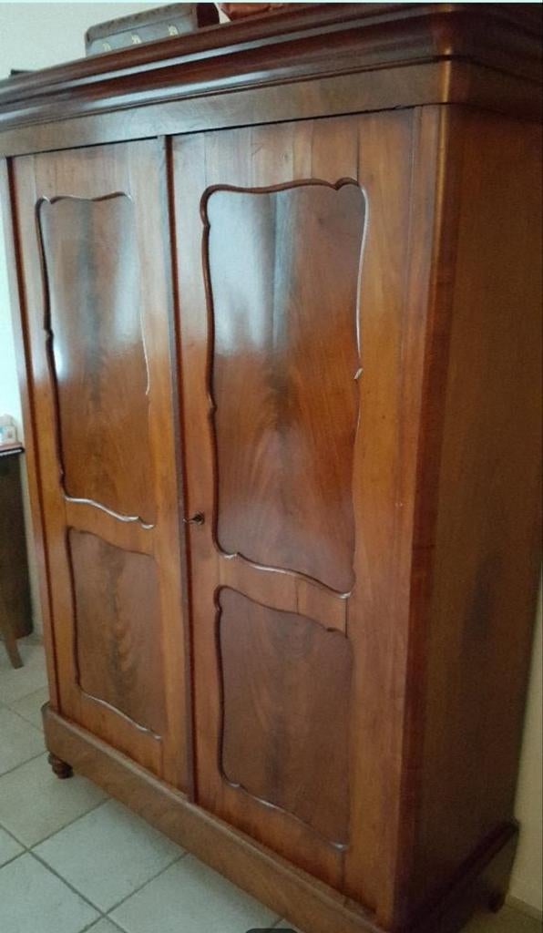 Antieke linnenkast, Antiek en Kunst, Antiek | Meubels | Kasten, Ophalen of Verzenden