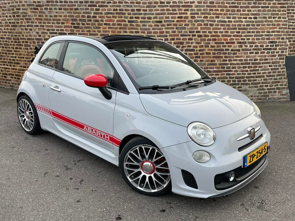 Fiat 500 Abarth 1.4 Cabrio | 135pk | nieuwe distributie/apk, Voorwielaandrijving, 40 €/maand, 4 cilinders, Cabriolet