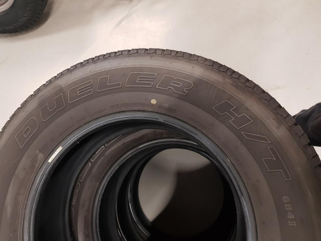 4x Bridgestone Dueler H/T 684 II 245/70 R17 108S, 245 mm, 17 inch, Ophalen of Verzenden, Band(en)