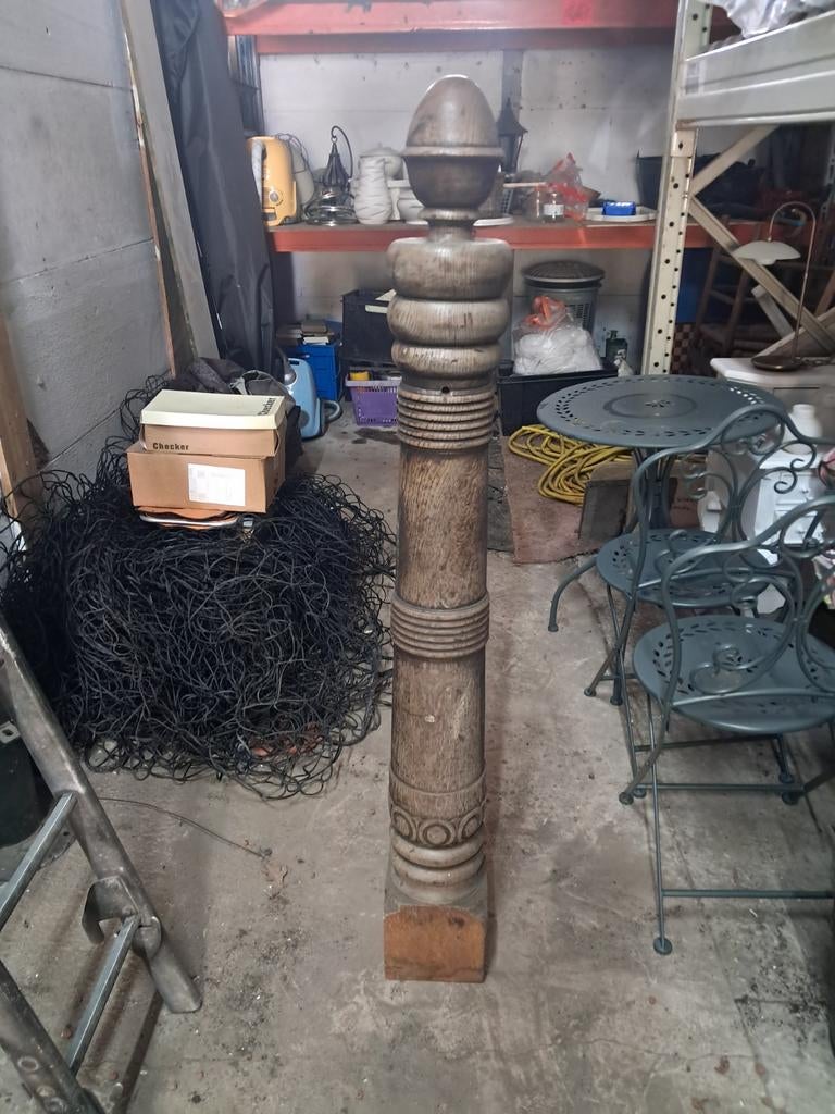 Mooie  trap paal, Ophalen of Verzenden