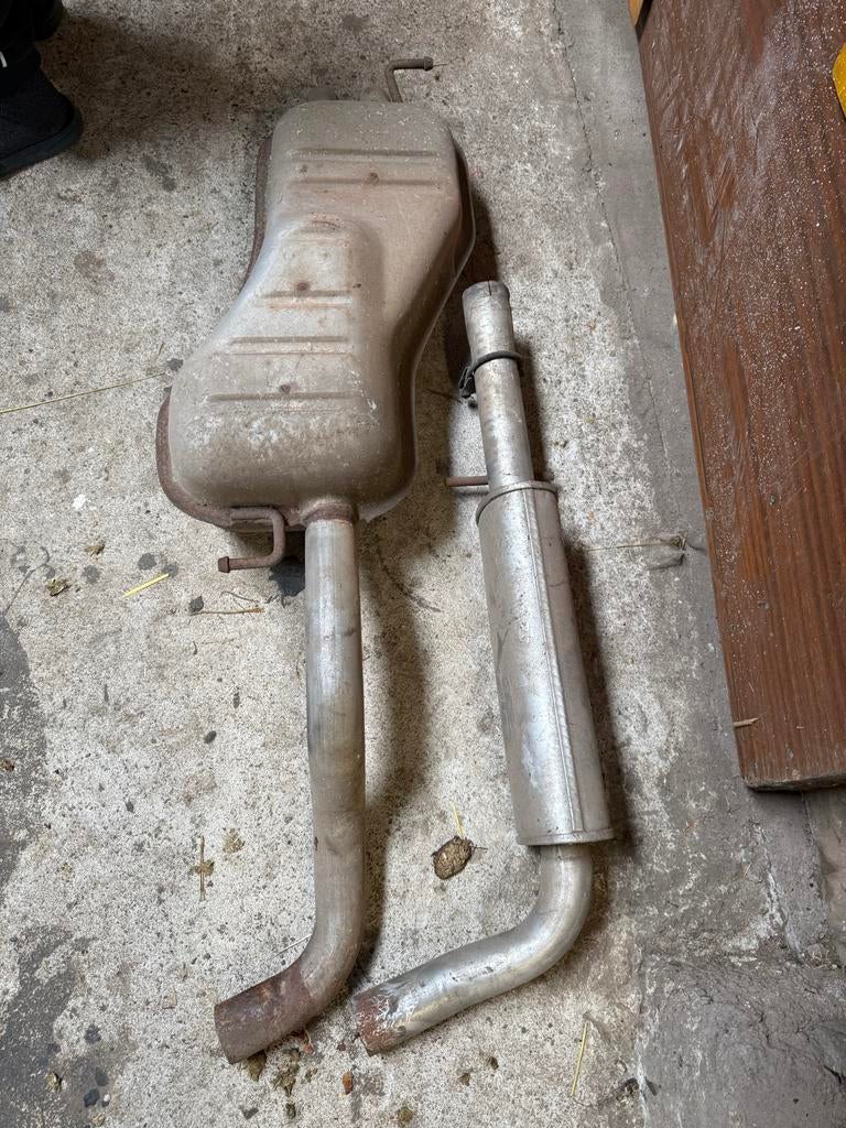 Uitlaatdemper en middendemper - samen weg, Ophalen, Gebruikt