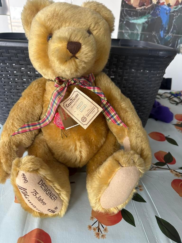 Limited edition 75 jaar Hermann Beer, Verzamelen, Beren en Cherished Teddies, Ophalen of Verzenden, Zo goed als nieuw, Stoffen beer