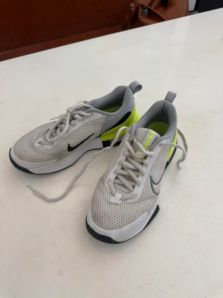 Nike Airmax hardloopschoenen mt 41, Gebruikt, Ophalen of Verzenden, Hardlopen, Hardloopschoenen