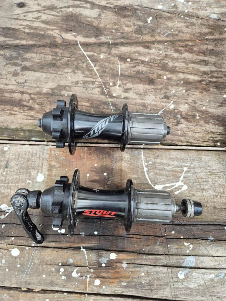 Specialized Stout / XC MTB hub 2 stuks, Ophalen, Gebruikt, Mountainbike, Specialized
