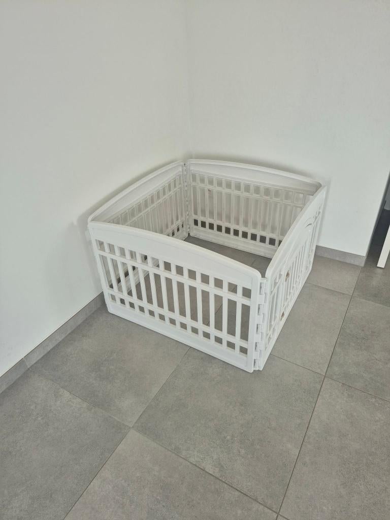 Puppy ren, Ophalen, Kunststof, Zo goed als nieuw, Modern