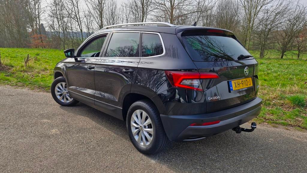 Skoda Karoq 1.0 TSI Clever Edition 116PK | Rijklaarprijs | C, Auto's, Voorwielaandrijving, Stof, Gebruikt, Adaptive Cruise Control